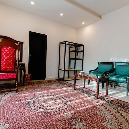 Vip House Peshawar Otel Dış mekan fotoğraf