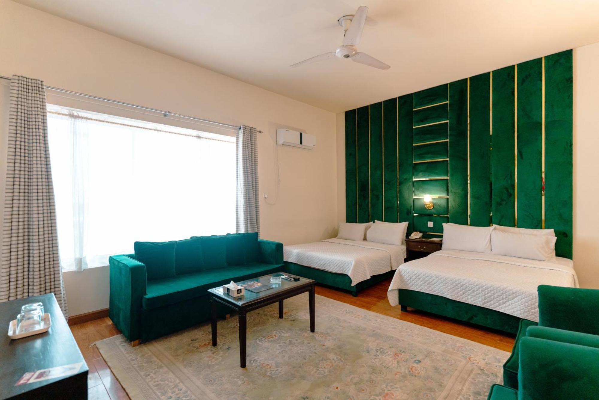 Vip House Peshawar Otel Dış mekan fotoğraf